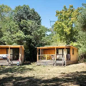 *** Camping Huttopia Le Moulin France